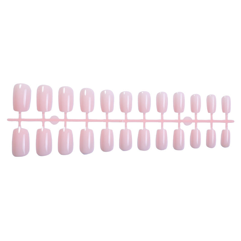 Kunstnagelset mit zartem und transparentem Finish Brehn