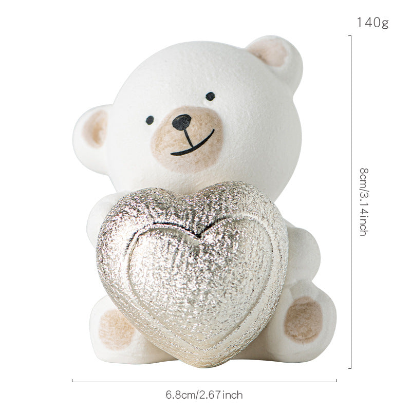 Kawaii Bärenfigur mit Herz Brehn