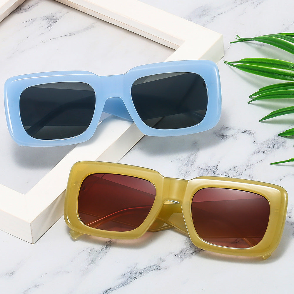 Damen oversized Sonnenbrille mit quadratischem Rahmen und transparentem Design Brehn