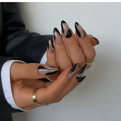 Stylische abstrakte Press-On-Nagelspitzen