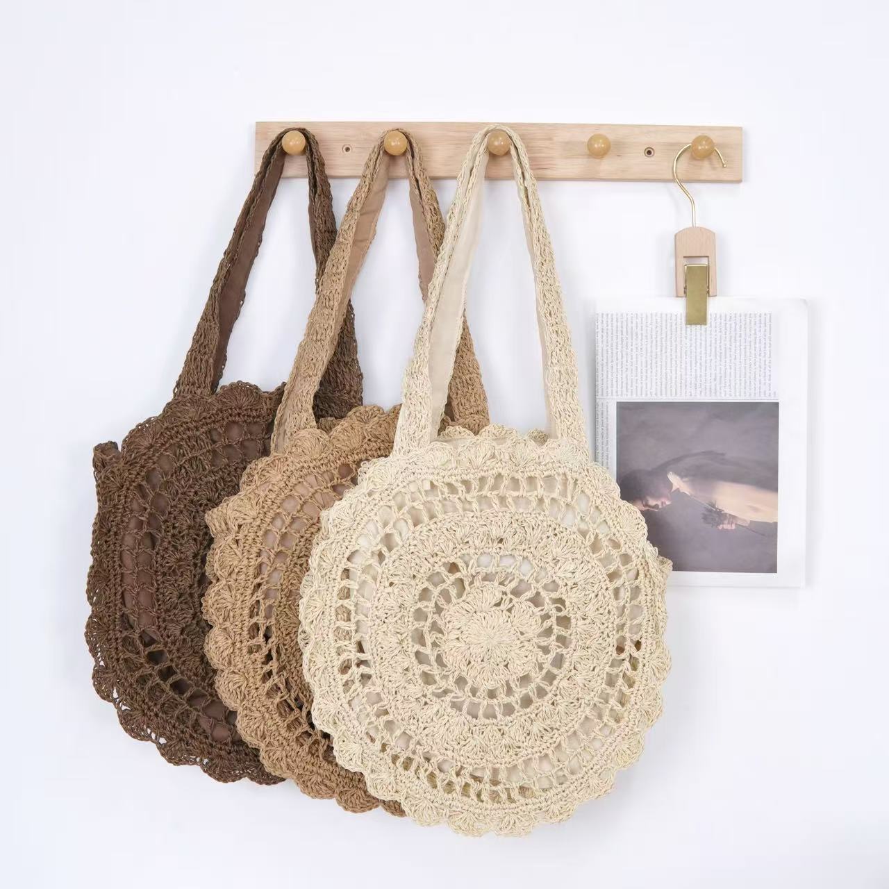 Häkel-Tasche mit Nostalgischem Design Brehn