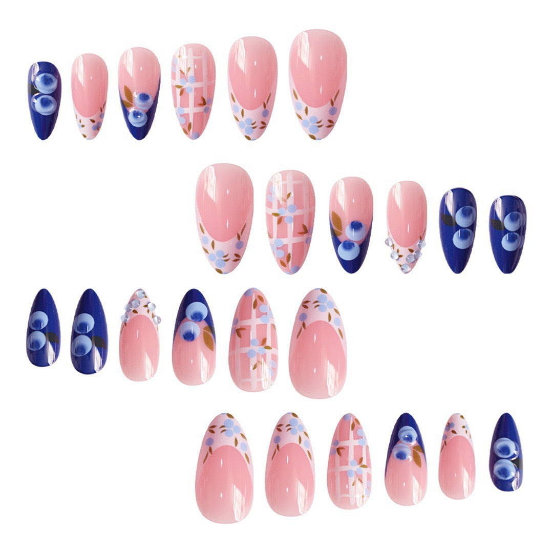 Künstlerisches Nagelschmuck-Set Brehn