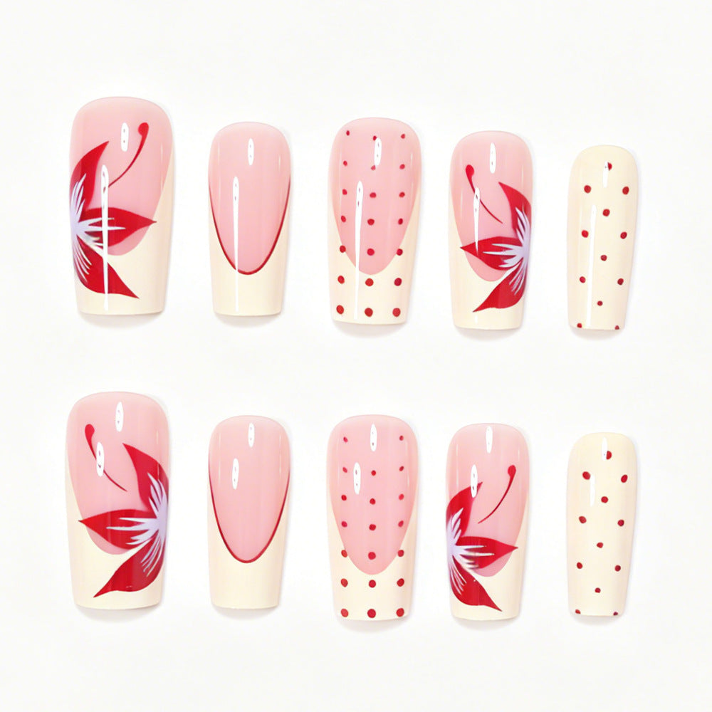 Künstlerisches Press-On-Nageldesign Brehn