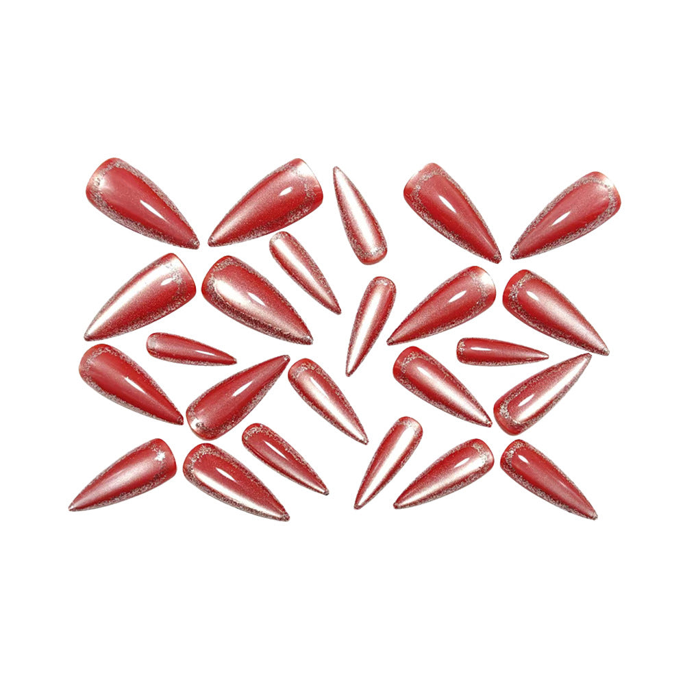 Glamouröse Stiletto Kunstnägel mit Metallic-Rand Brehn