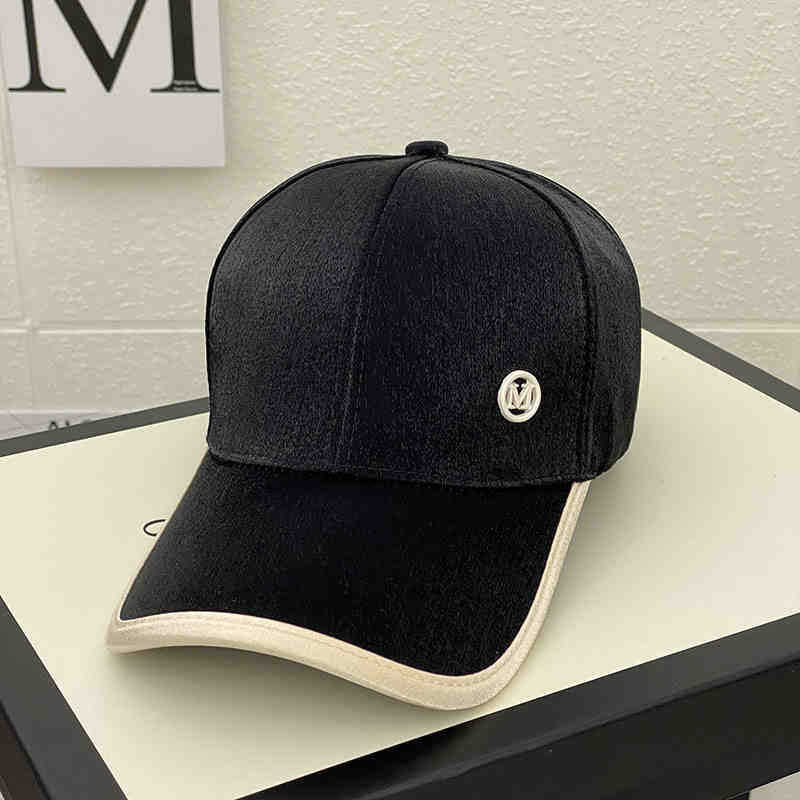 Damen Glänzende Satin Baseballmütze Brehn