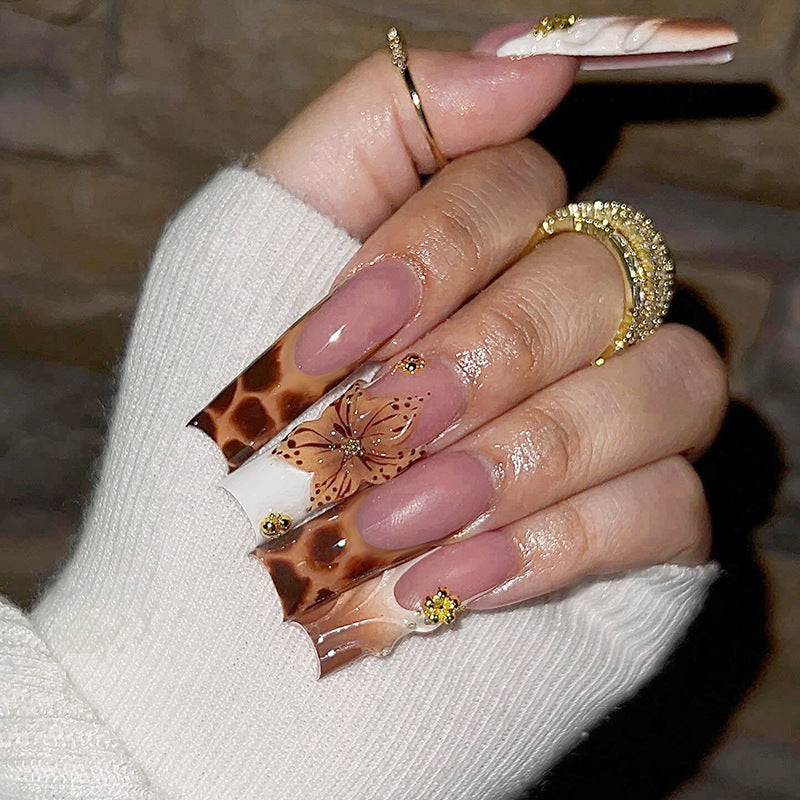 Elegante florale Press-On-Nagelset Brehn