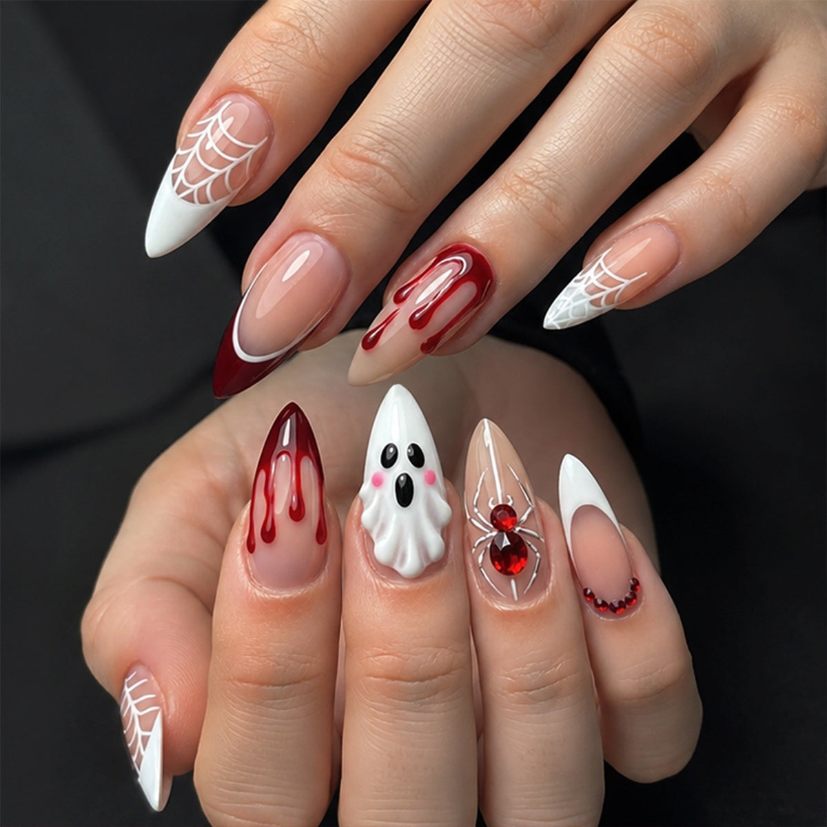 Halloween inspiriertes Kunstnagelset Brehn