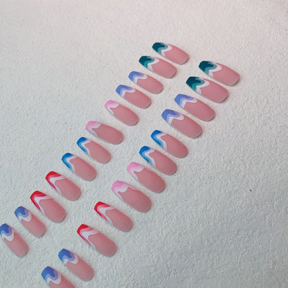 Künstlerische Verlauf-Nagelerweiterungen
