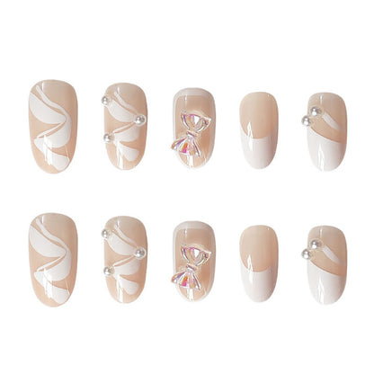 Elegante Nagelverlängerungen