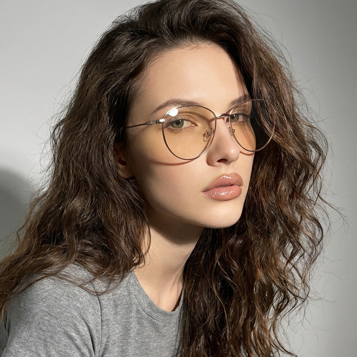 Damen runde Sonnenbrille mit schmalem Metallrahmen und polarisierten Gläsern Brehn