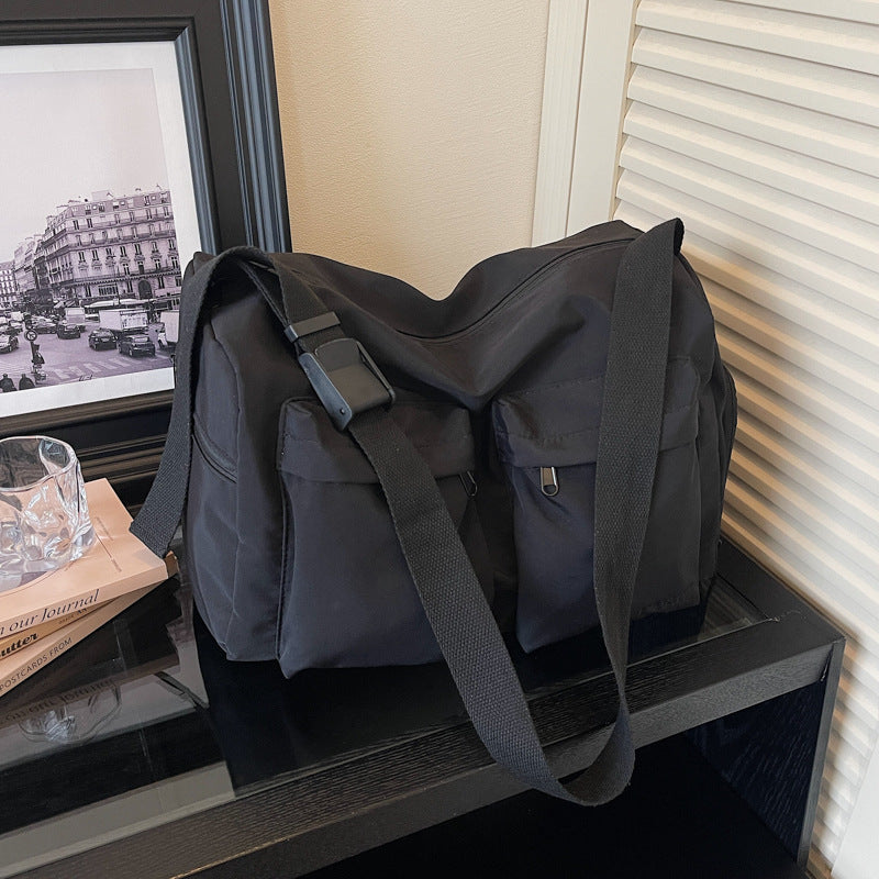 Praktische Outdoor-Reisetasche mit Mehreren Fächern Brehn