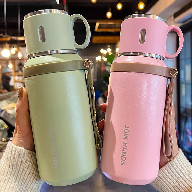 Damen Isolierte Trinkflasche mit ergonomischem Griff und auslaufsicherem Deckelsystem Brehn