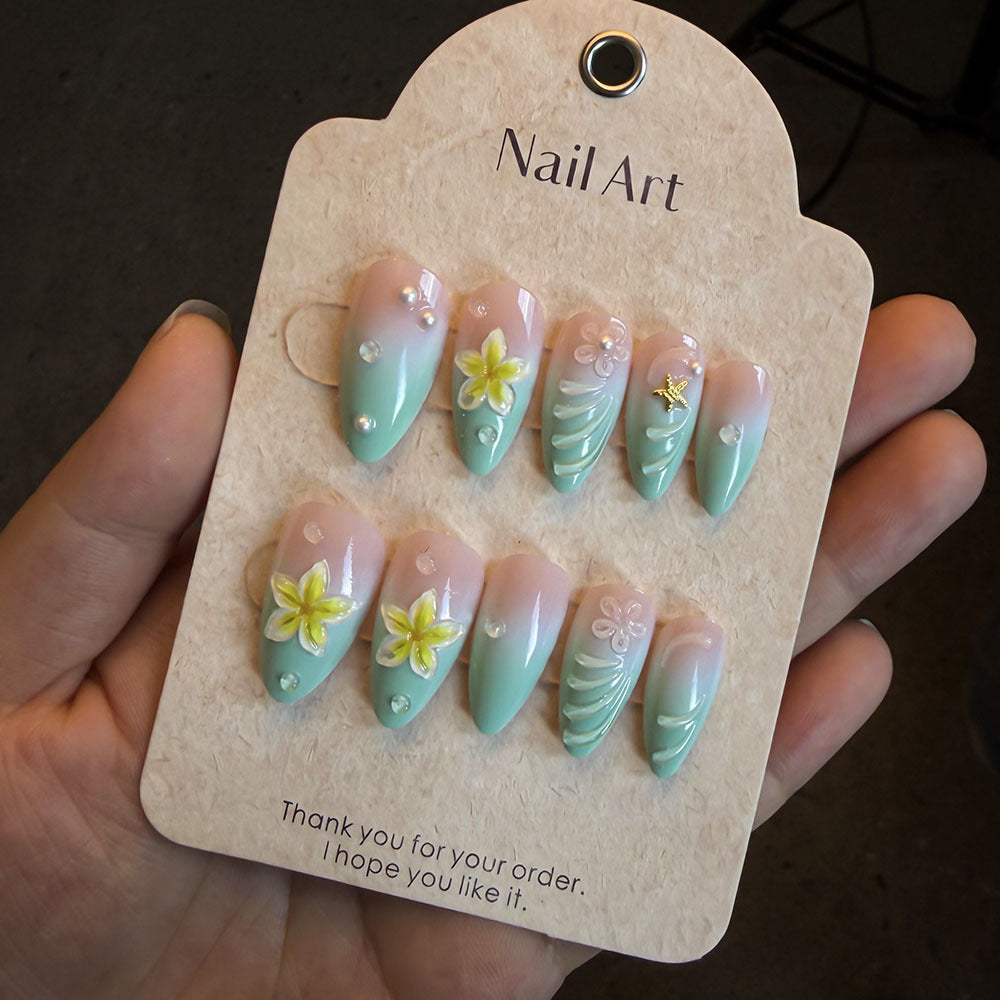 Floral-Accent Press-On Nail Art Kit Brehn