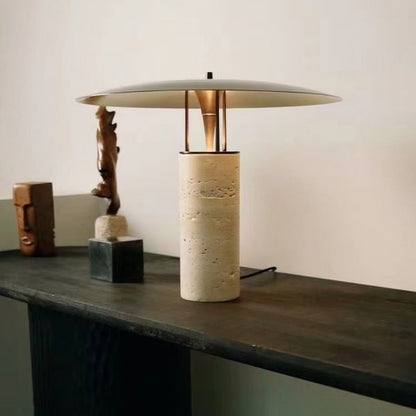 Moderne Minimalistische Tischlampe mit geometrischem Sockel