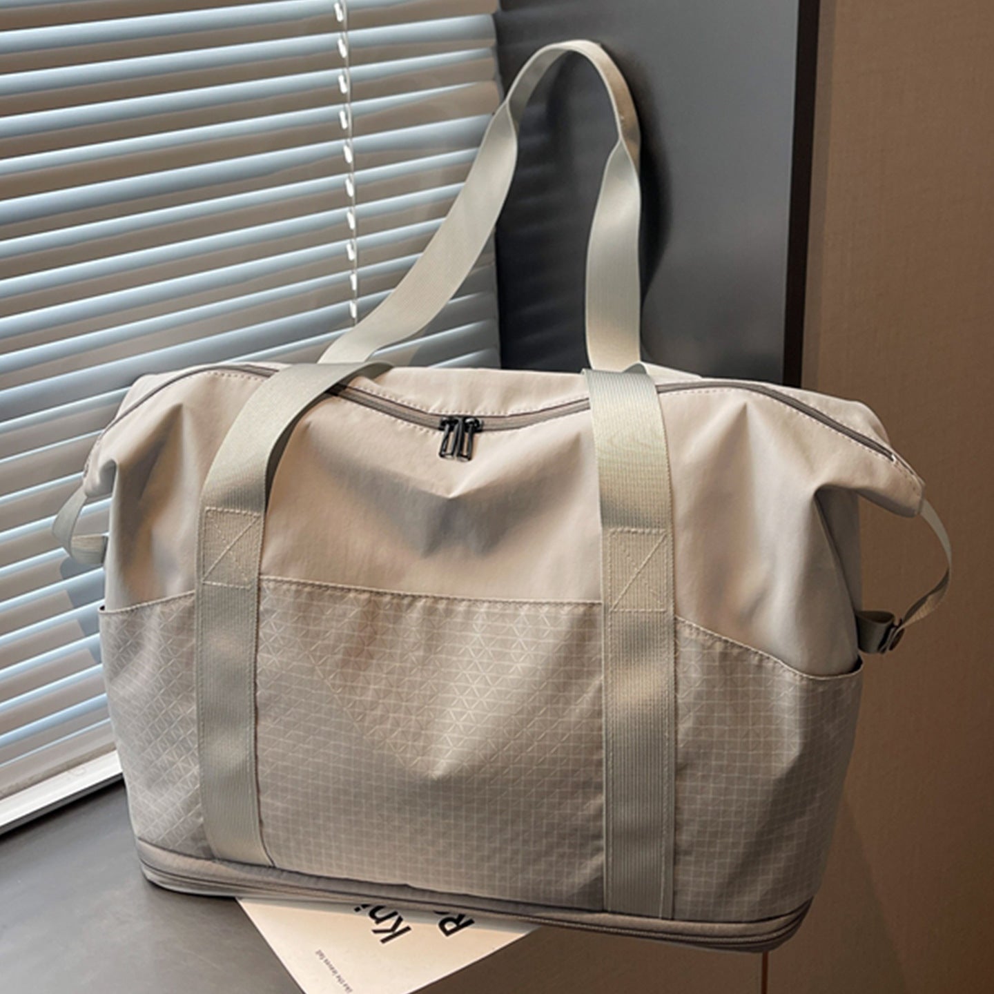 Multifunktionale Sport- und Reisetasche mit Innovative Fächeranordnung Brehn