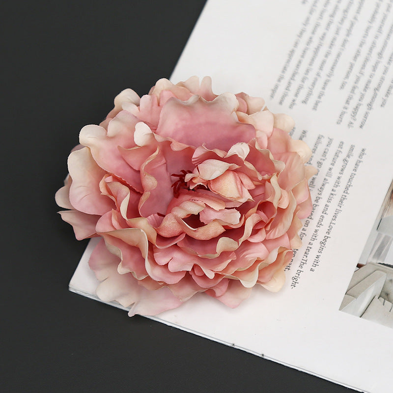 Dekorative Stoff Blumenbrosche