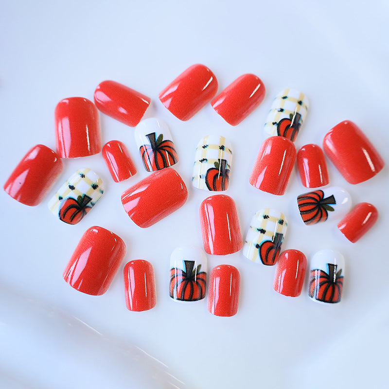 Festliche herbstliche Nagelkunst Brehn