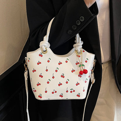 Kirschenmusterte Handtasche