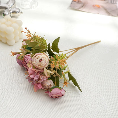Lebensnahes Blumengesteck Stamm