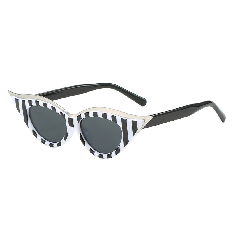 Damen Cat-Eye Sonnenbrille mit luxuriösen metallischen Akzenten Brehn