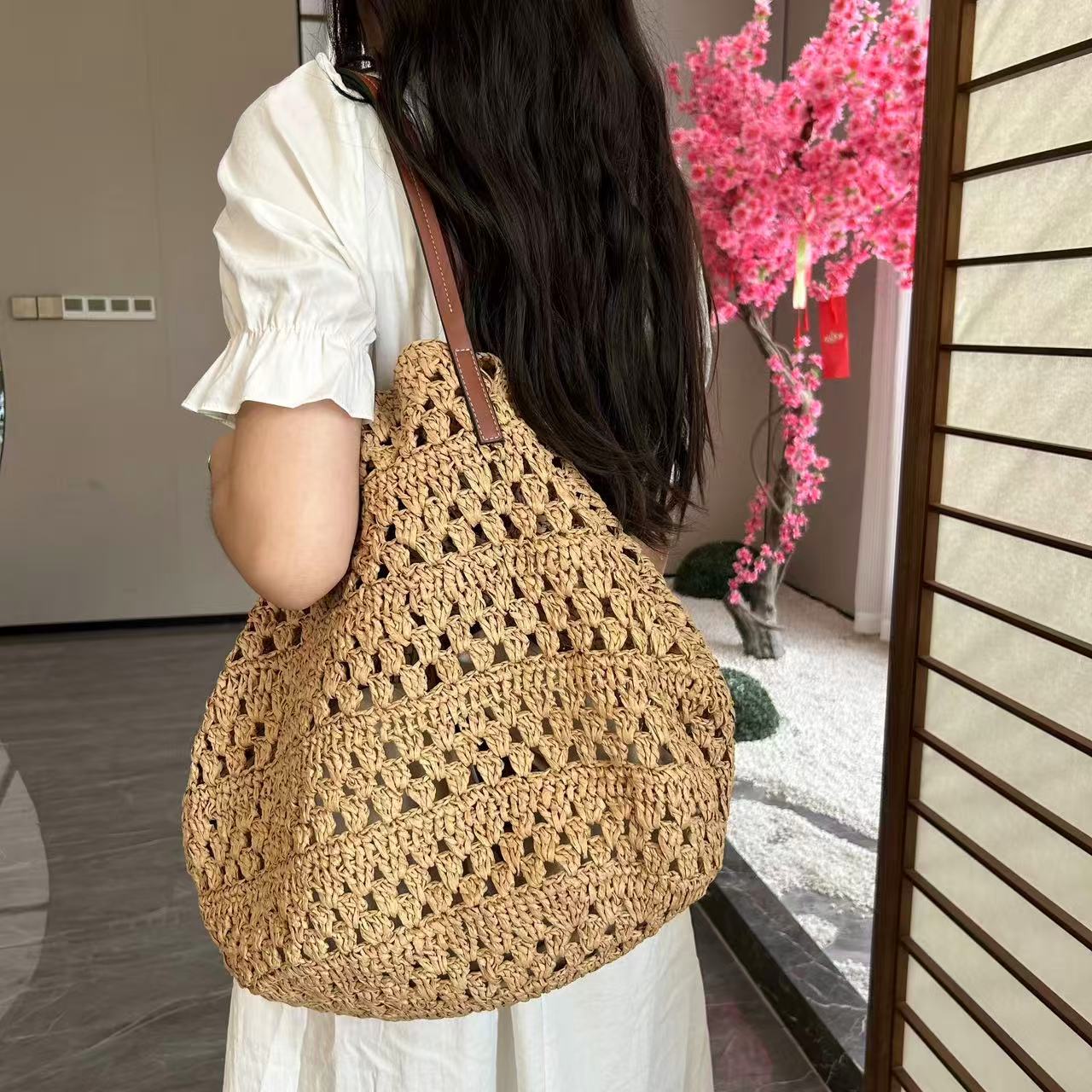 Großer Korb Shopper Aus Handgewebtem Naturmaterial Brehn