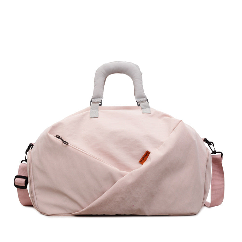 Sportliche Reisetasche Mit Innovativem Design Brehn