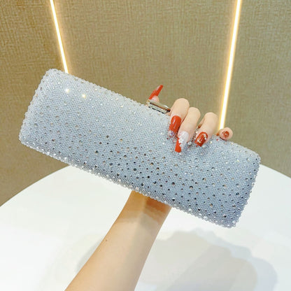 Rhinestone-beschichtete Clutch