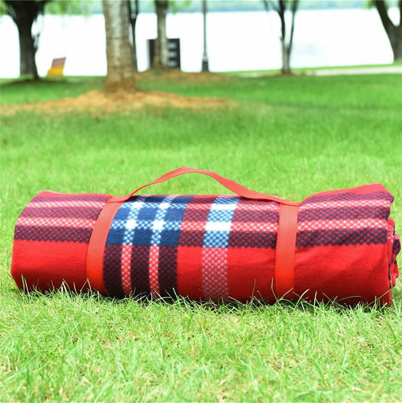 praktische Picknickdecke mit wasserdichter Unterseite Brehn