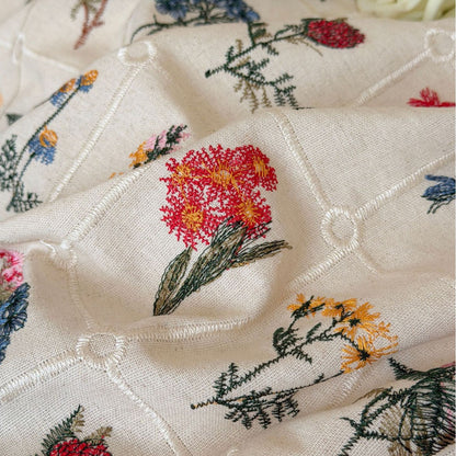 Boho-Bettwäsche-Set mit gesticktem Blumenmuster und Volantkissen Brehn