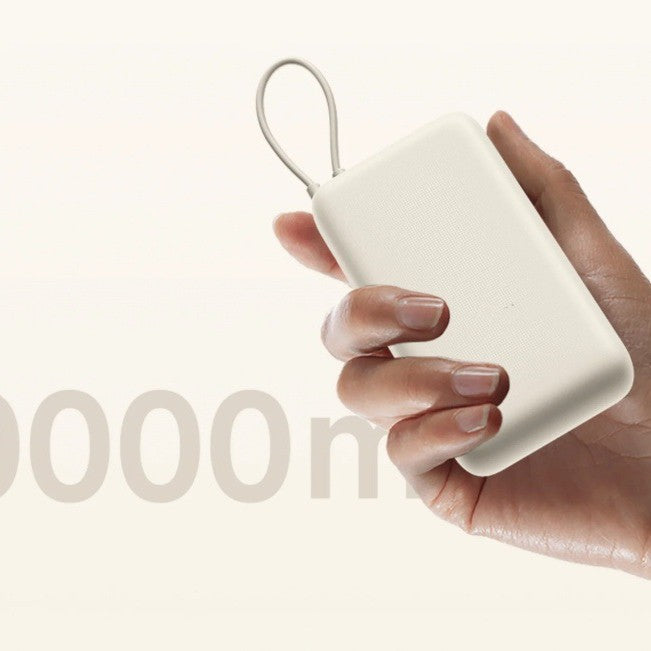 Kompakte Slim tragbare power bank mit dualen Schnelllade-USB-C-Anschlüssen und strapazierfähigem Lanyard Brehn