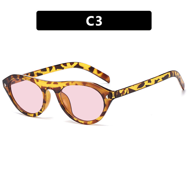 Damen modische Sonnenbrille mit geschwungenem Rahmen und schützendem UV-Filter Brehn