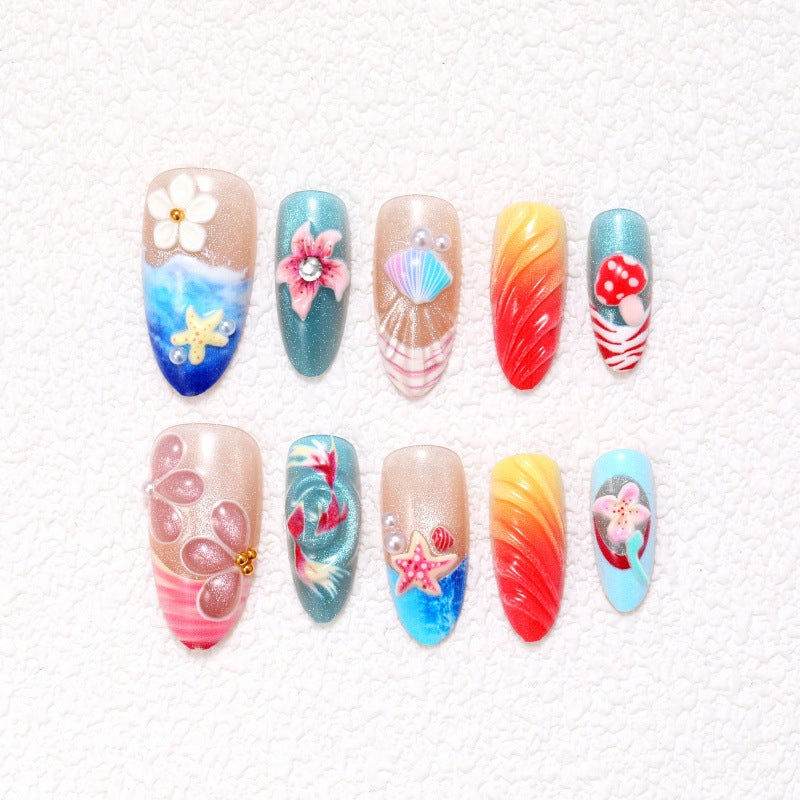 Kunstvolle Nageldesigns mit maritimen Motiven Brehn