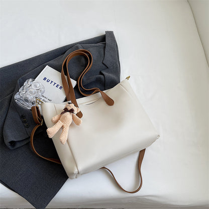 Zeitgenössische Minimalistische Handtasche Brehn