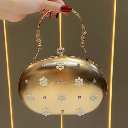 Vintage-inspirierte perlenverzierte Abendclutch