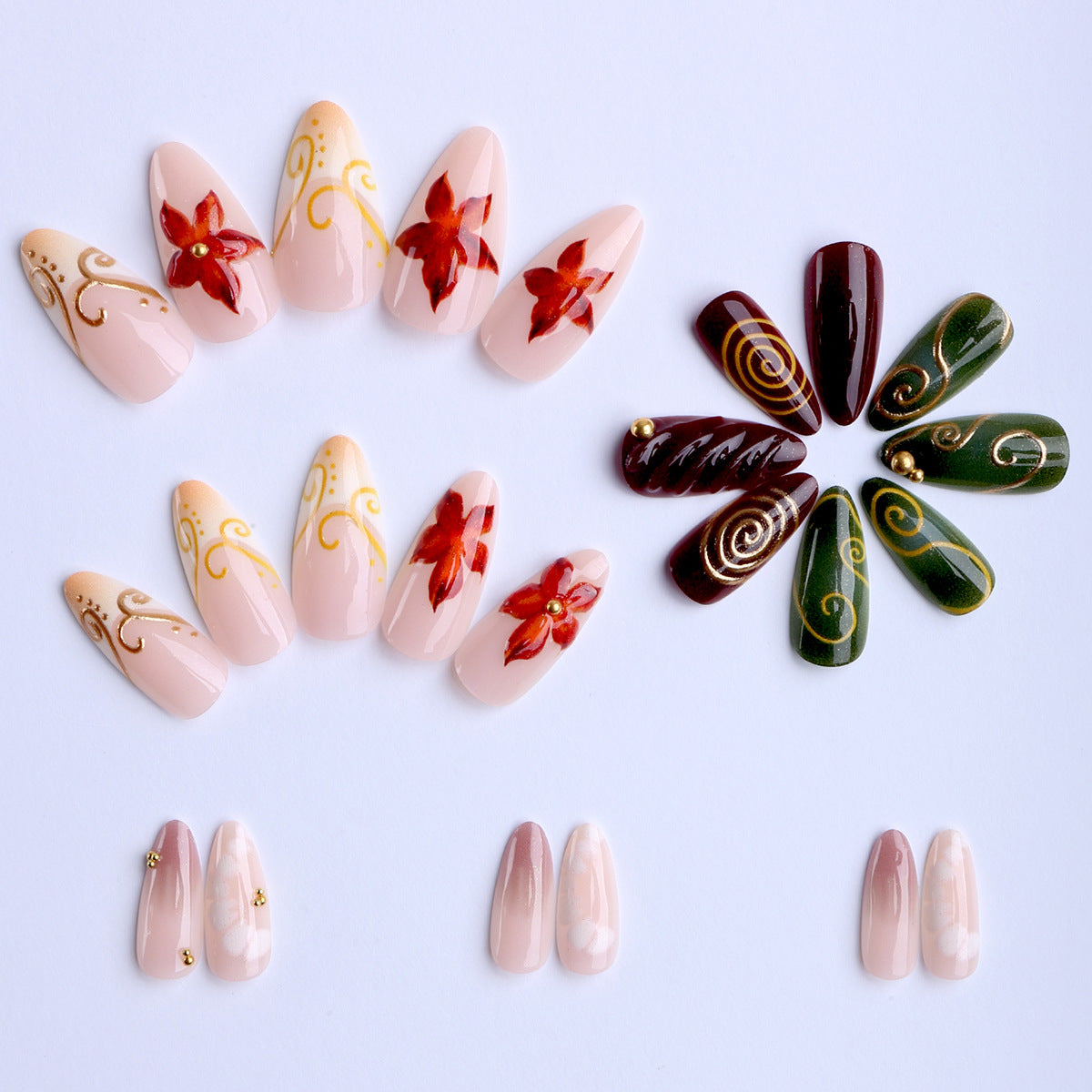 Kunstfingernägel mit Elegantem Floral-Design und Edlen Akzenten Brehn