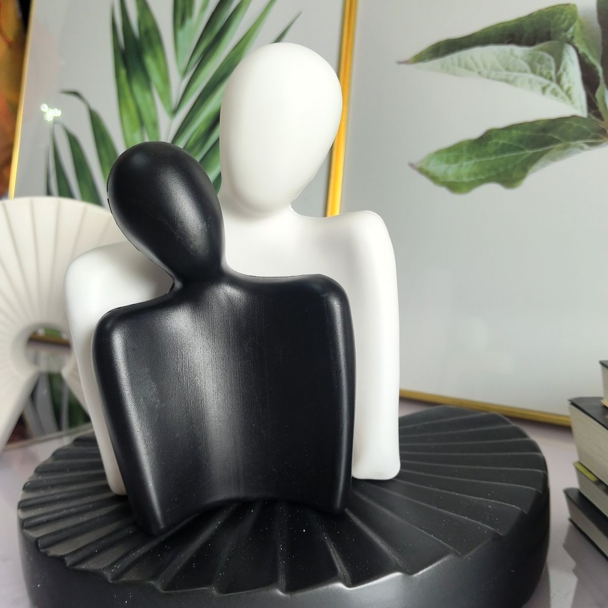 Künstlerische Dualfigur Dekoration Brehn
