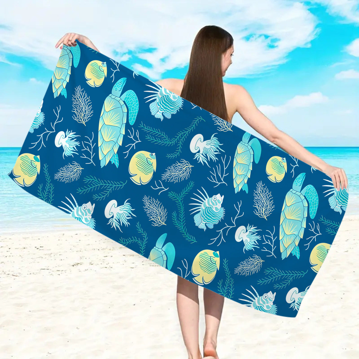 Strandtuch mit floraler Aquarellgestaltung Brehn