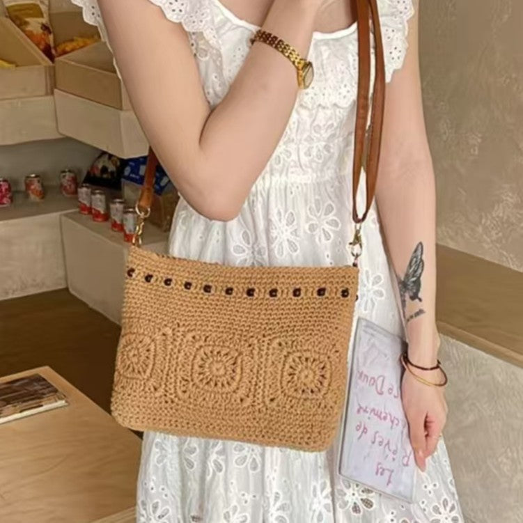 Handtasche mit Feinen Häkelmotiven Brehn