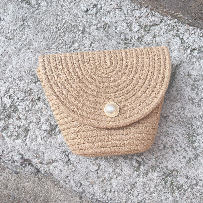 Damen Stilvolle Clutch aus geflochtenem Material Brehn