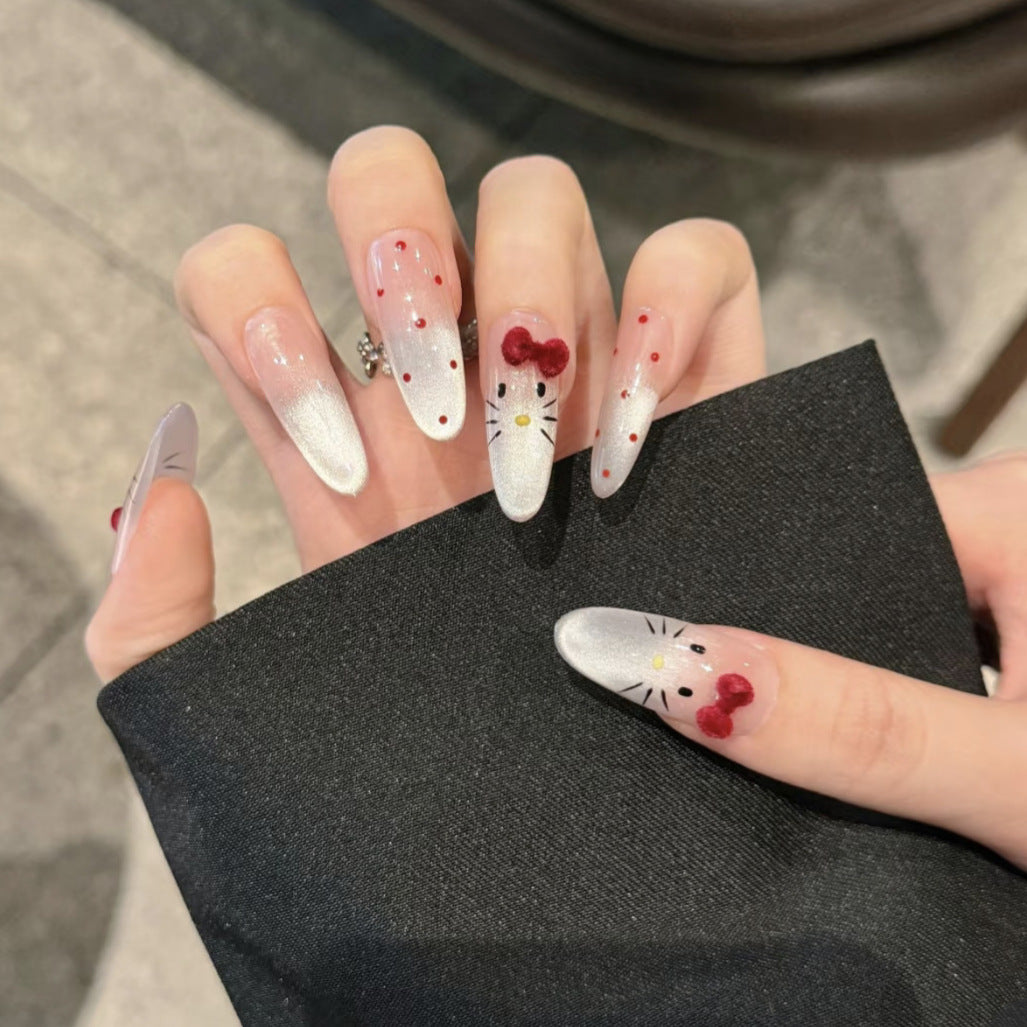 Dekoratives Press-On-Nagelkunst-Set mit Charakterdesign Brehn