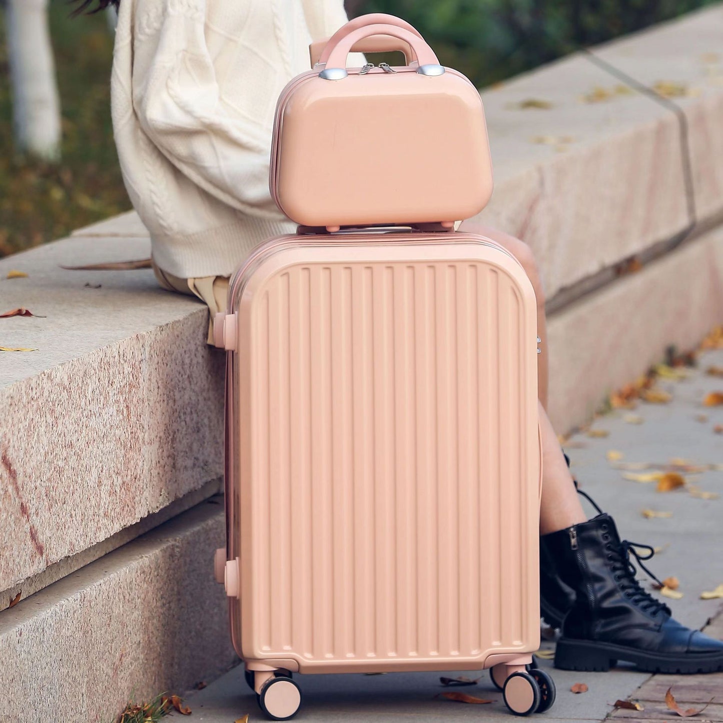 Stylisches Hardshell-Gepäckset mit zwei Fächern für Damen Brehn