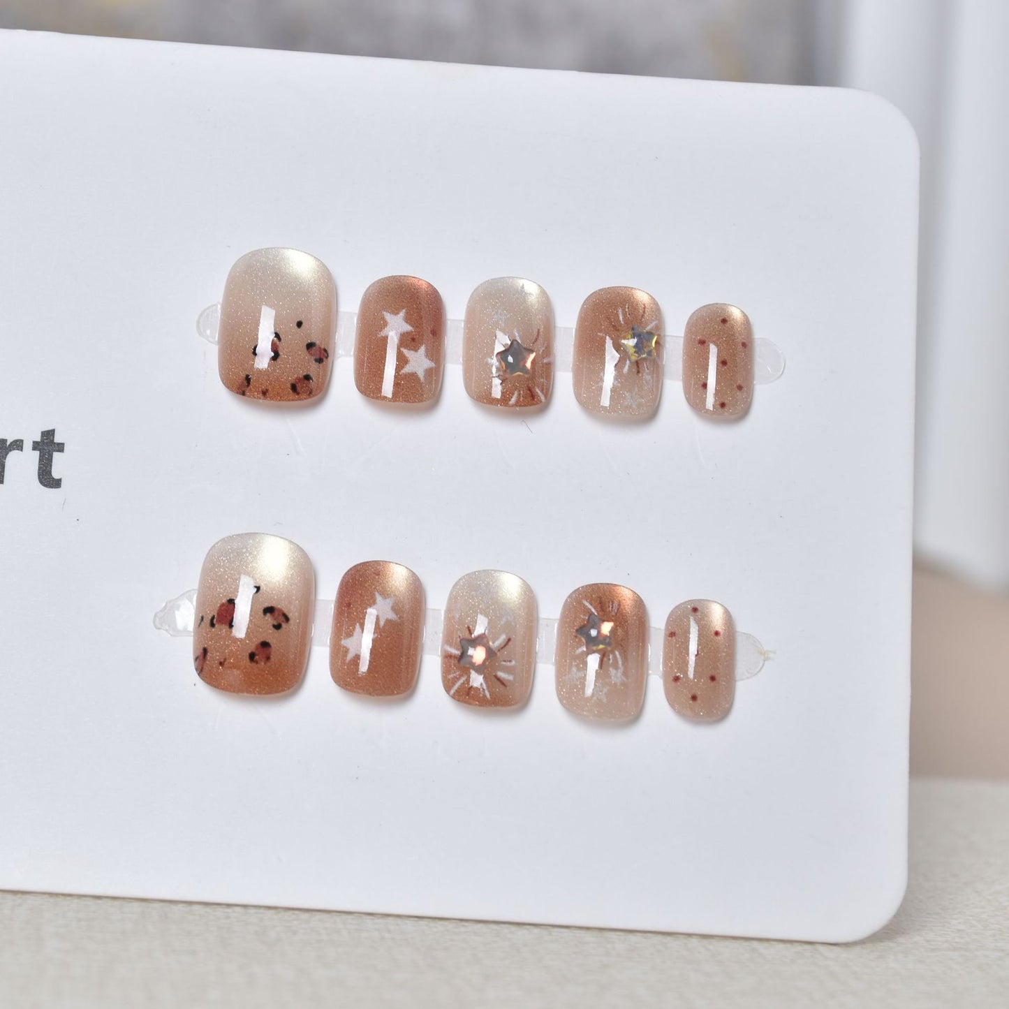 Artisan Floral Press-On Nail Set Brehn