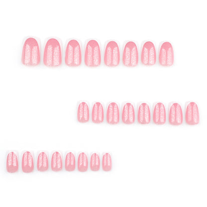 Kunstvolle Nagelverzierungen mit Glitzer und French-Tip Brehn