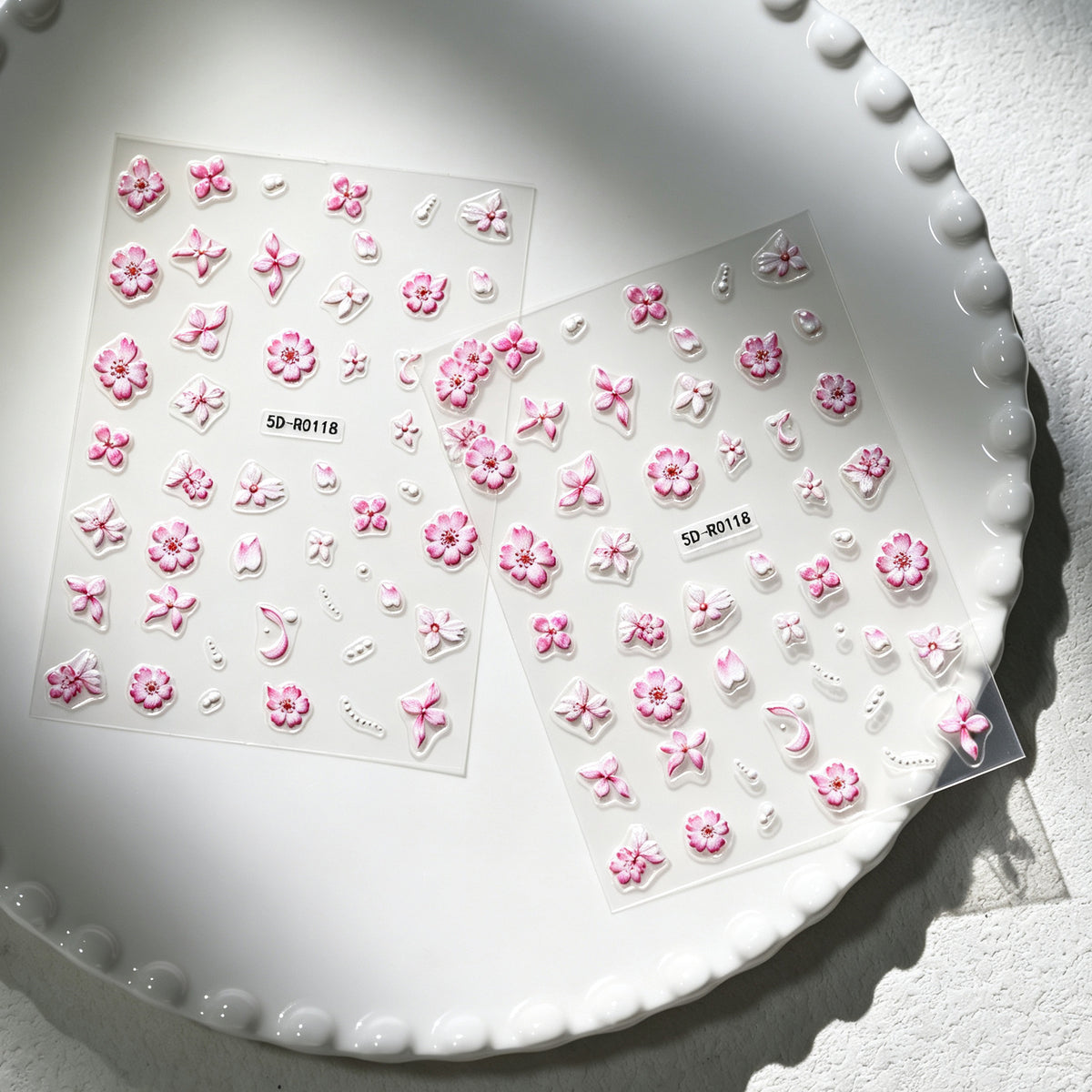 Dekorative 3D Blüten- und Schmetterling-Nagelkunst Charms