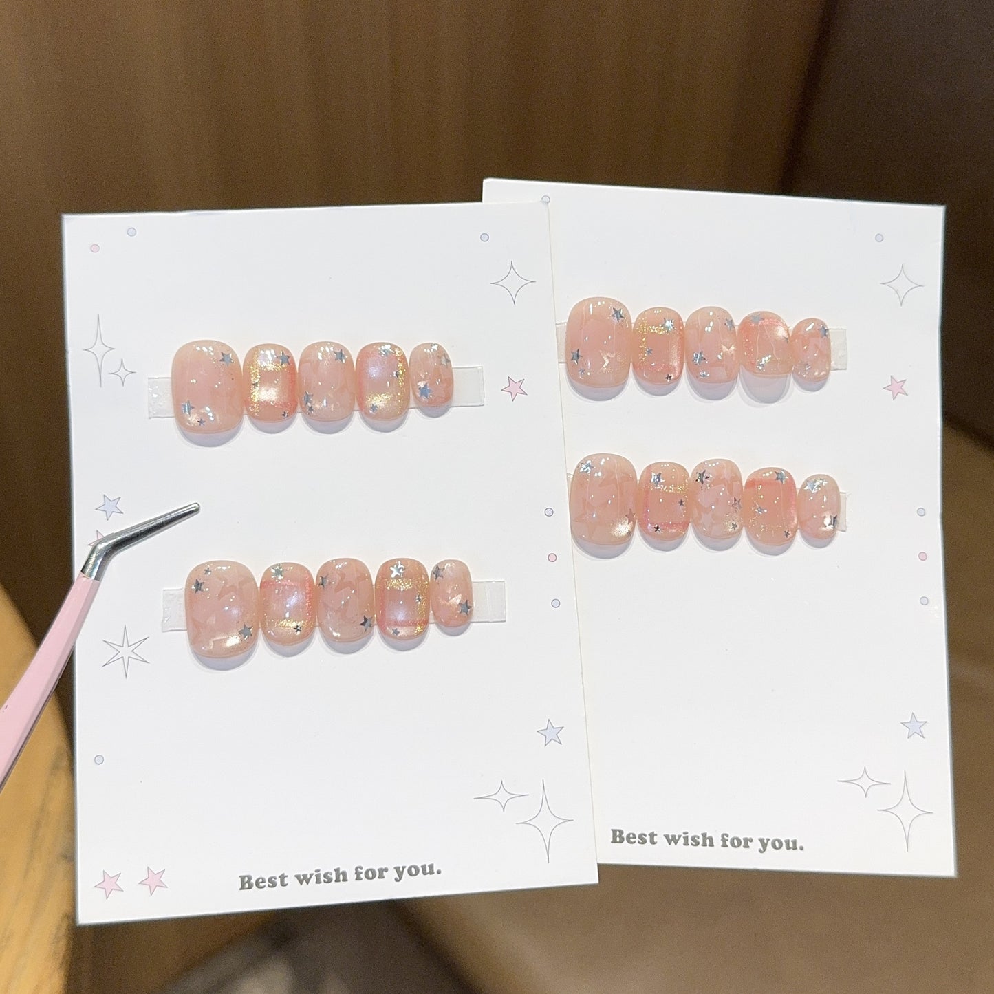 Glamouröse Kunstnagelspitzen mit Sternen Design Brehn