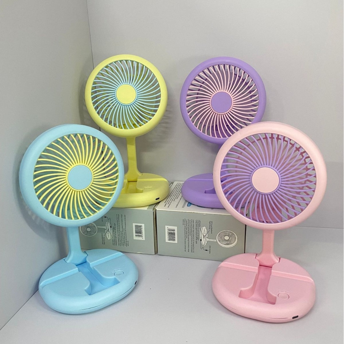 Unisex Kreativer LED Tischventilator mit drehbarem Kopf Brehn