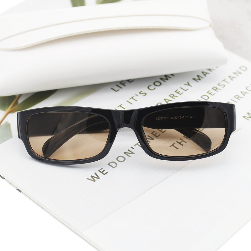 Damen modische Sonnenbrille im stylischen Rechteckdesign Brehn