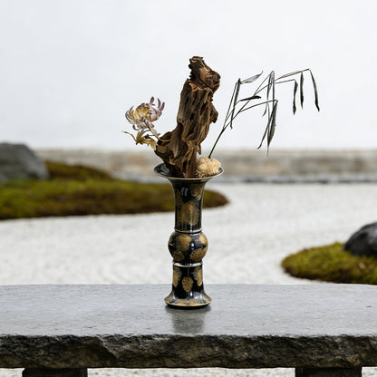Elegante dekorative Blumenvase