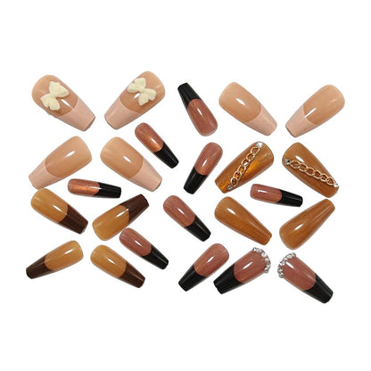 Glamouröse Kunstnägel mit Glitzer-Design Brehn