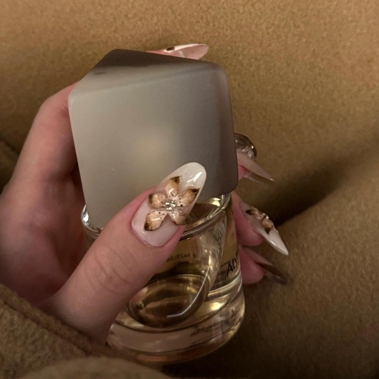 Kunstnagelspitzen mit Elegantem 3D-Design Brehn